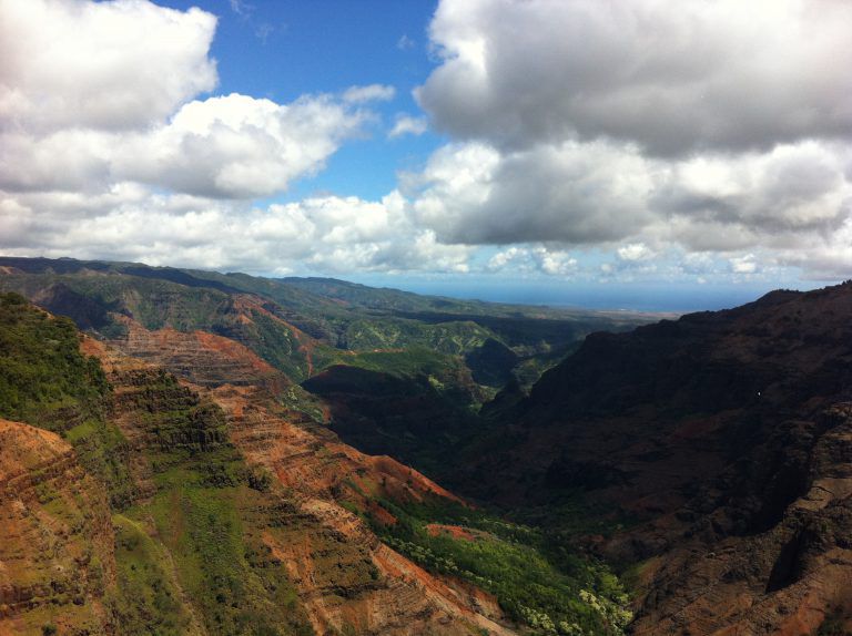 Waimea_Canyon_Kauai_Hiking