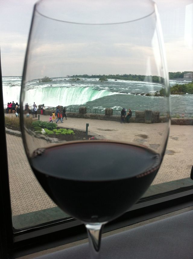 Ontario_Wines_Niagara_falls_Canada