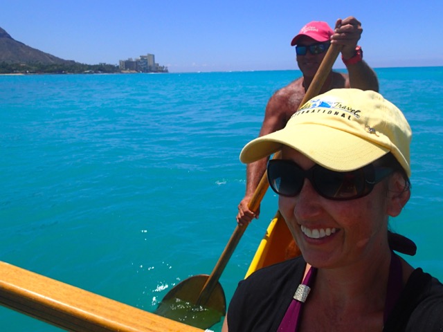 Ms_Traveling_Pants_and_Captain_of_Outrigger_Canoe_Waikiki_Honolulu