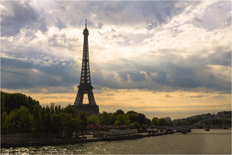 Paris_Image_Eiffel_Tower